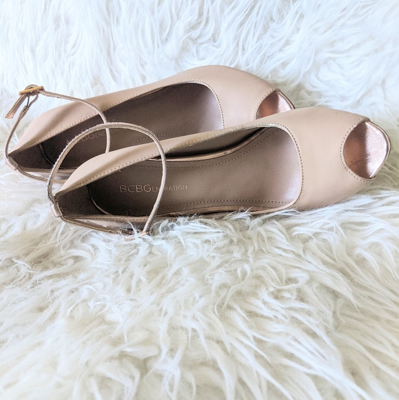 BCBGeneration Peep-toe Heels - Picture 5 of 9